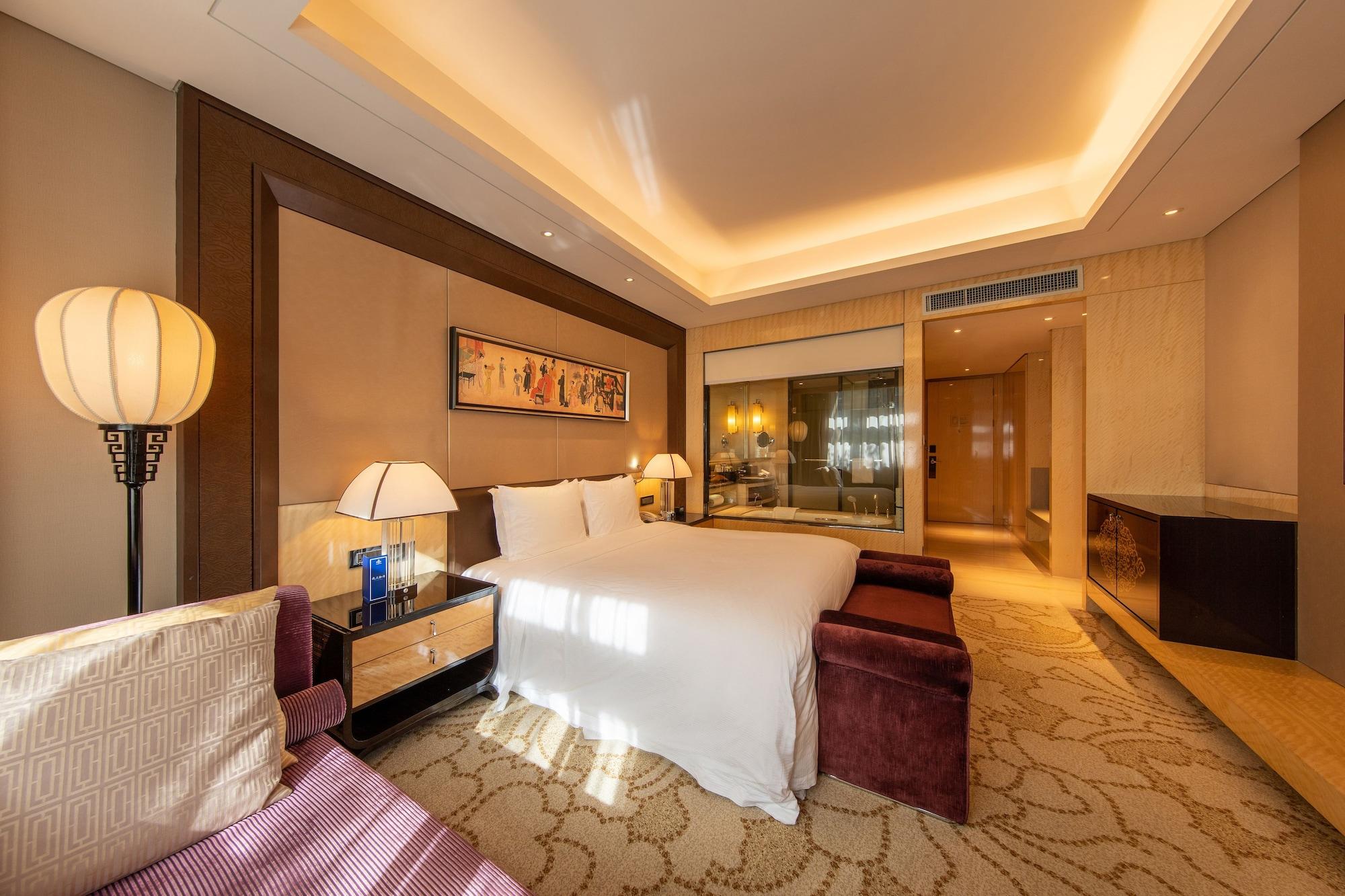 Hotel Hilton Xi'an 5*